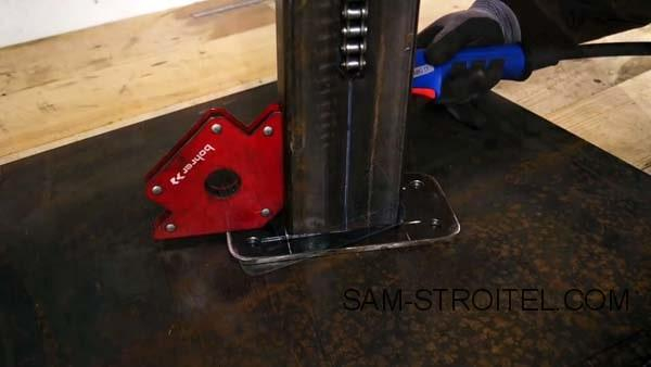 Простой сверлильный станок своими руками (39 фото изготовления) Простой сверлильный станок своими руками (39 фото изготовления)