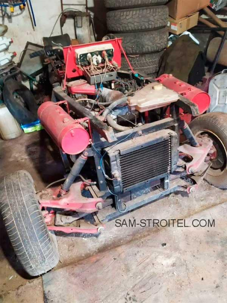 Кардан, мотор и свобода: история самодельного трицикла Кардан, мотор и свобода: история самодельного трицикла