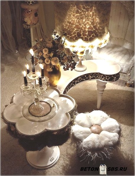 Столик в спальню – неповторимый дизайн и функциональность