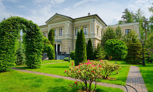 Английский стиль в ландшафтном дизайне: традиции и особенности Английский стиль в ландшафтном дизайне: традиции и особенности