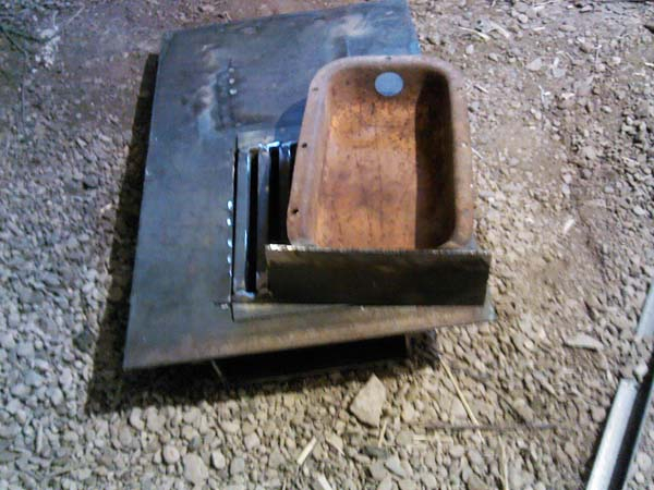 Самодельная буржуйка с варочной плитой (18 фото + описание) Самодельная буржуйка с варочной плитой (18 фото + описание)