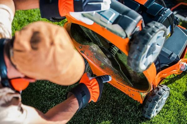 Ножи для газонокосилки: требования, разновидности, особенности крепления и выбора