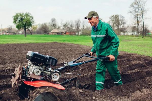 Как настроить плуг на мотоблоке правильно – делимся советами