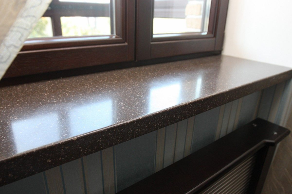 Особенности и преимущества подоконников из акрилового камня