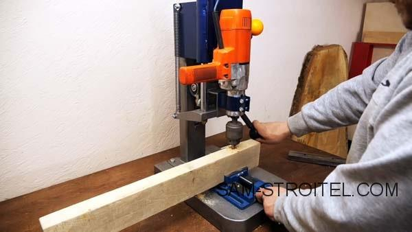 Простой сверлильный станок своими руками (39 фото изготовления) Простой сверлильный станок своими руками (39 фото изготовления)