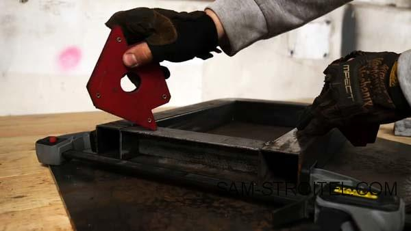 Простой сверлильный станок своими руками (39 фото изготовления) Простой сверлильный станок своими руками (39 фото изготовления)