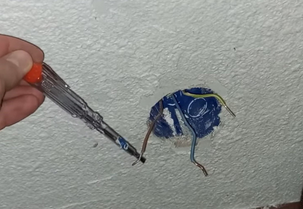 Электромонтаж с нуля: пошаговая установка розеток